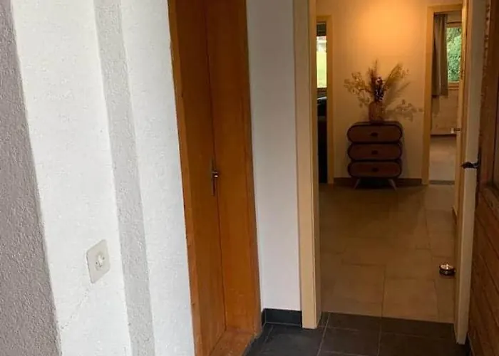 Swiss Mallum - Ground Floor 別荘 *